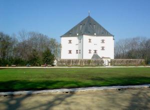 hve_kveten2005_parter_pred_let3_jpg