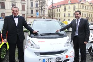 1165803_Předání elektromobilu