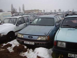 c_32_ford_taurus_aeo_36_23_mom_jpg