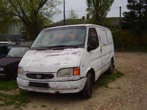 c_70_ford_transit_bez_b_jpg
