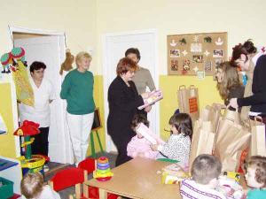 464115_Radní Halová navštívila dětský domov Charlotty Masarykové