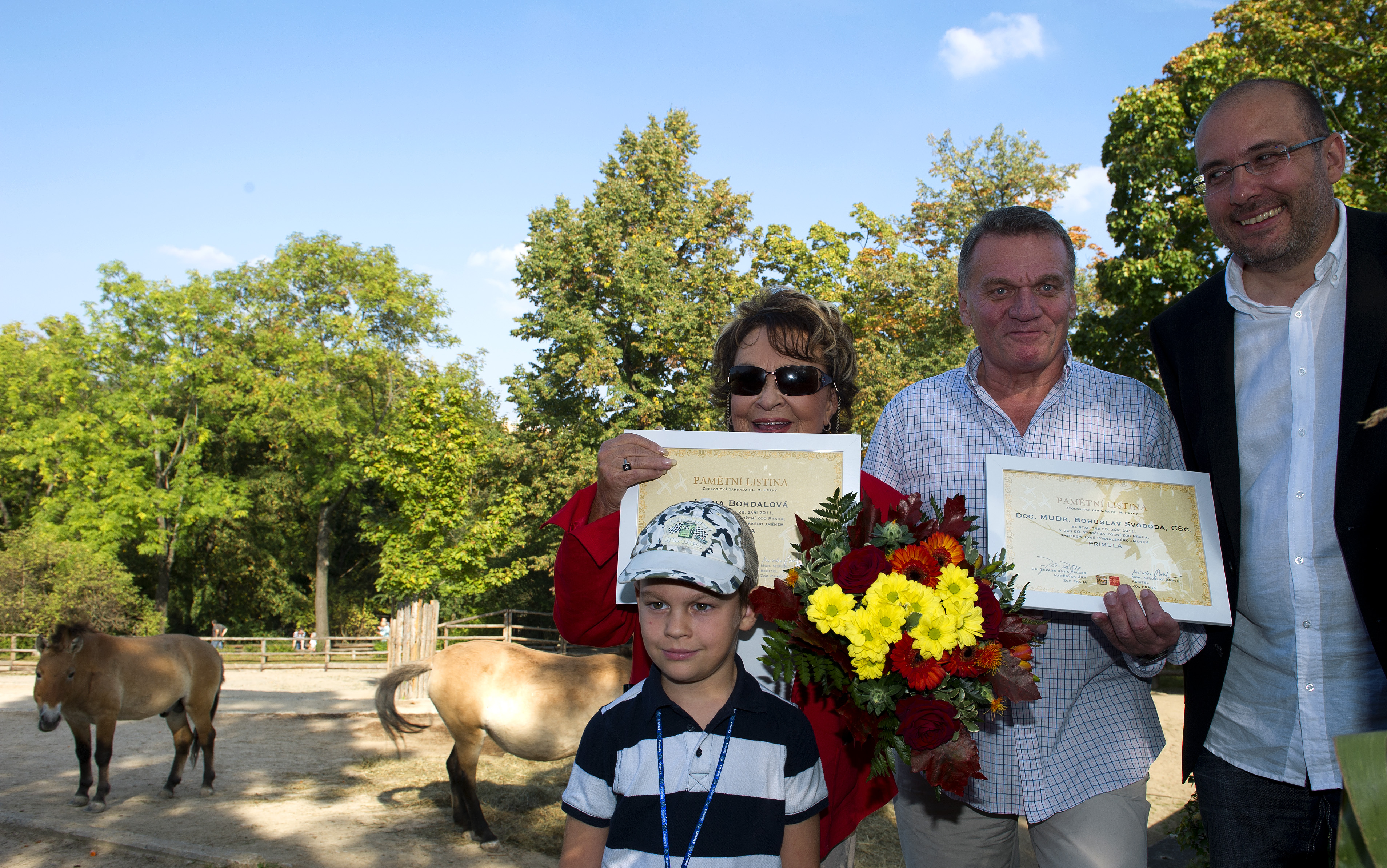 80. let pražské zoo - křest hříběte koně Převalského